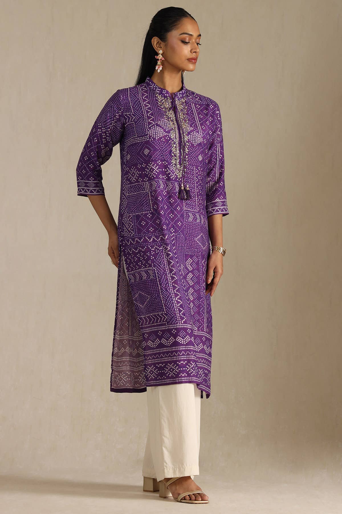 Purple Muslin Bandhani Printed Kurta With Zardosi - View 2
