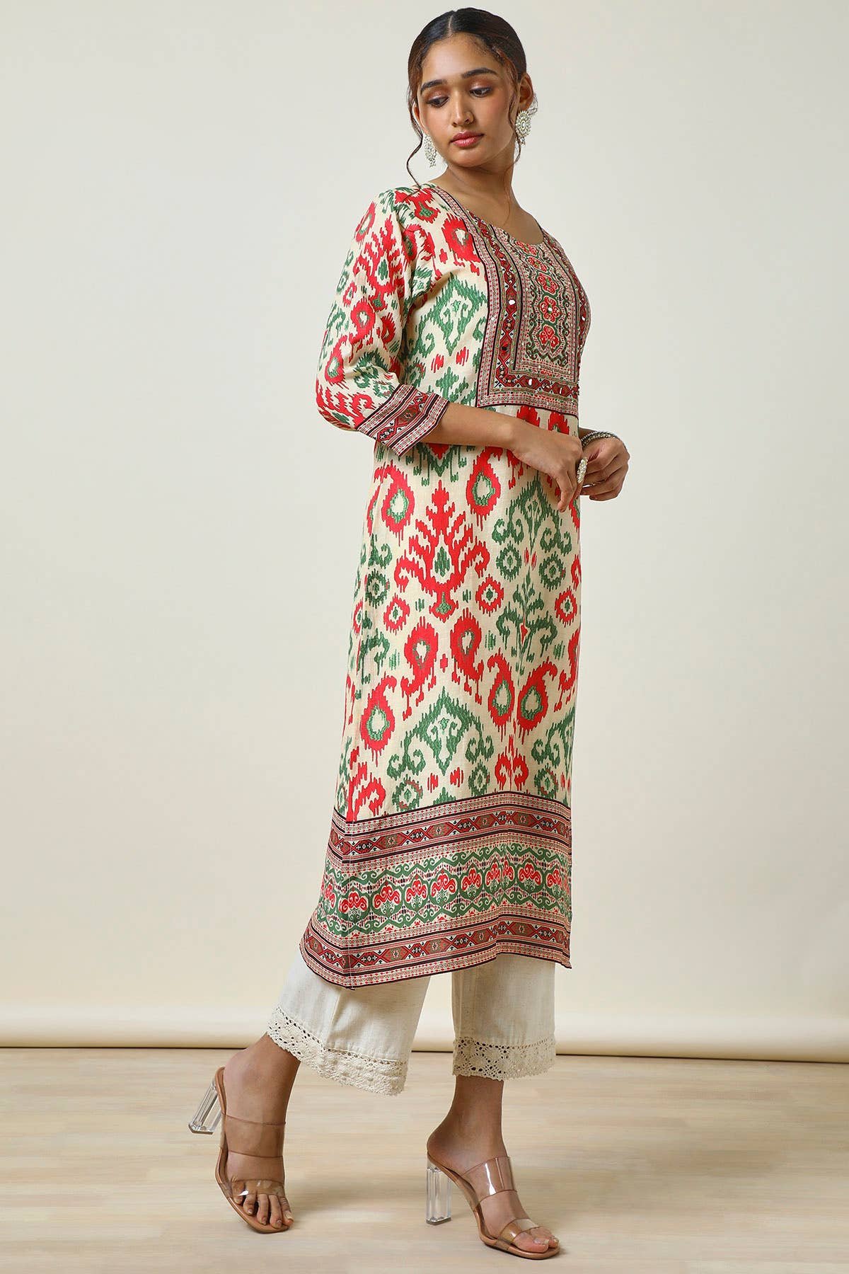 Cream Printed Linen Blend Kurta With Mirror Work - View 3